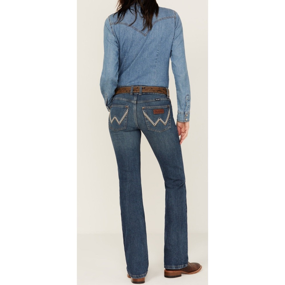 Wrangler Women's Retro Mae Mid-Rise Bootcut Jeans Embroidered Pockets size 5 - Picture 2 of 7